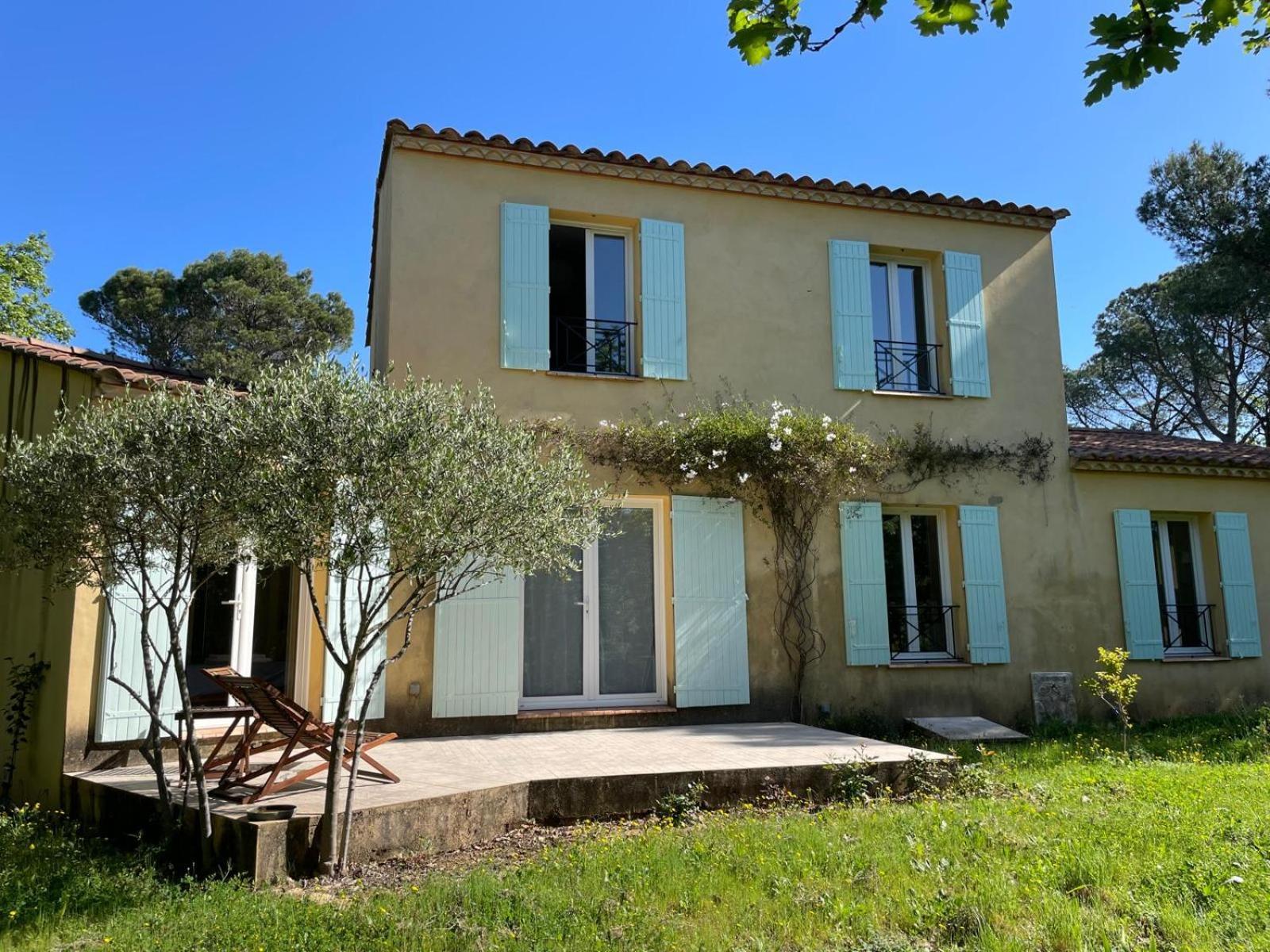 Les Marguerites Bed & Breakfast Vers Pont du Gard Exterior photo