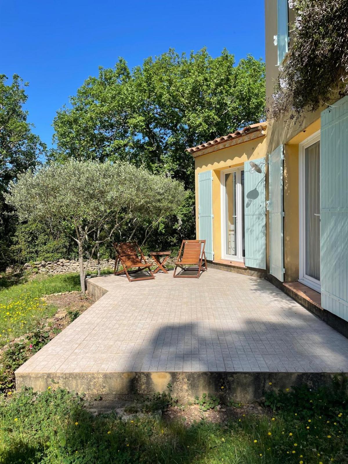 Les Marguerites Bed & Breakfast Vers Pont du Gard Exterior photo